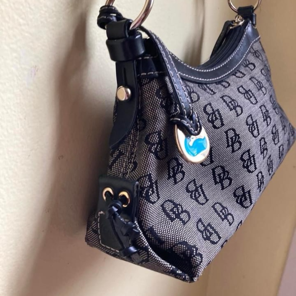 Dooney & Bourk HP724 Signature Black Canvas Leather Mini East West Slouch Bag